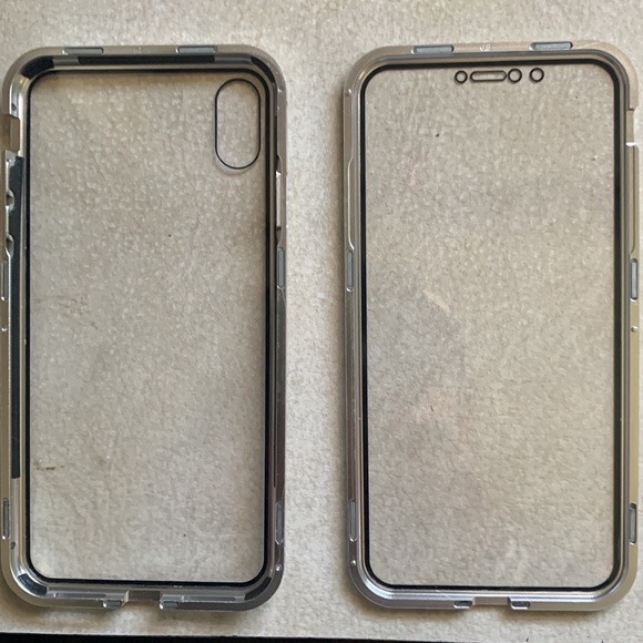 Magnetic iPhone case for iPhone - Picture 3 of 4